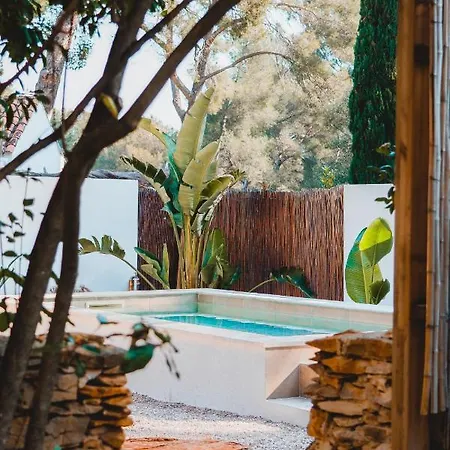 Holiday home L'amarantine